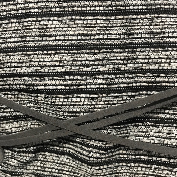 Toms women’s gray suede boot - Picture 16 of 16